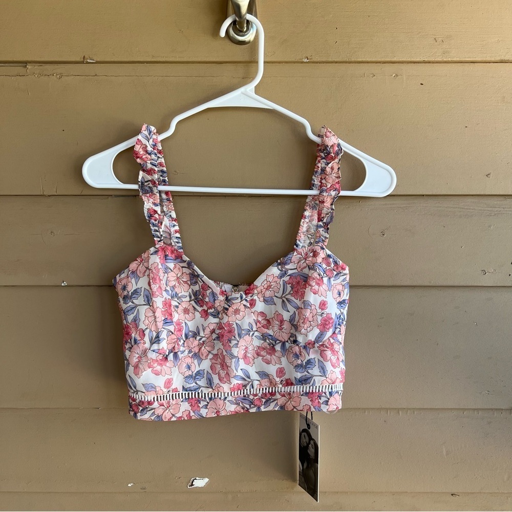 Kendall & Kylie Chiffon Ruffle Strap V-Neck Back Zip Floral Crop Top Size S NWT